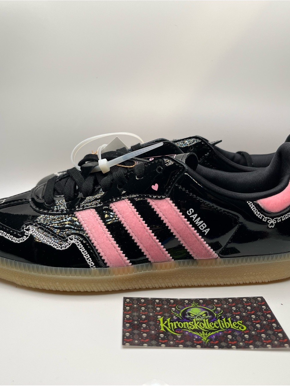 adidas Samba OG J Low Top Lace-Up Sneakers Black/Pink KH9154 size 5
